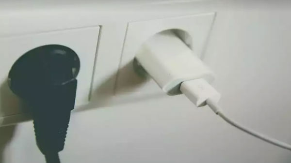 రాత్రంతా ఛార్జ్ పెట్టకండి... 