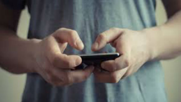 యువర్ టైమ్‌లైన్ అనే ఆప్షన్....