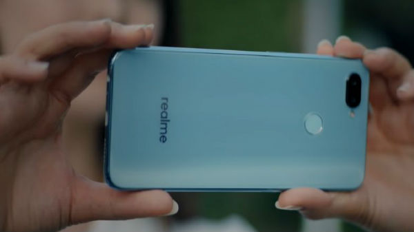 డ్యుయల్ కెమెరా సెటప్...