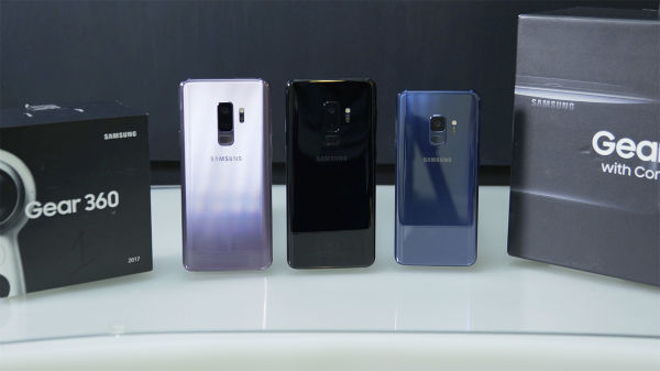 రంగుల స్మార్ట్‌ఫోన్లు