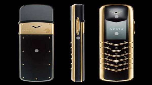 1.Vertu Signature Diamond(Rs.58,65,067.72)
