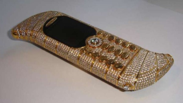 6.Diamond Cypto Smartphone:
