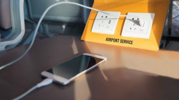 airportలోని usb ఛార్జింగ్ పోర్ట్‌లను వాడకండి, juice jacking వచ్చింది 