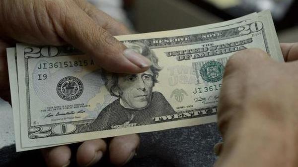 బిలియన్ల కొద్దీ డాలర్ల ఆదాయం