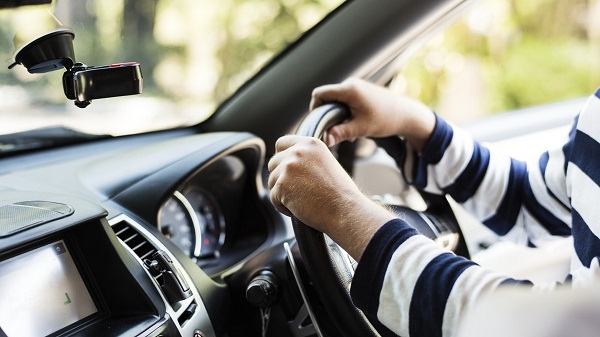  వాహనం నడిపేటప్పుడు ఎంత వేగంతో వెళుతున్నారో..