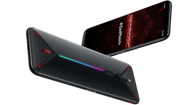 ప్రతి మూల నుండి గేమింగ్‌ను బ్లీడ్ చేసే డిజైన్: