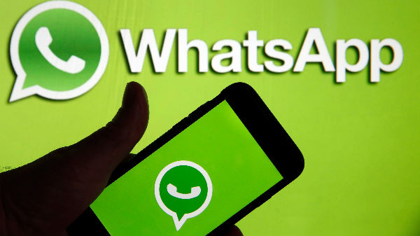 whatsapp is finally rolling out pip mode 2 0 to its android users