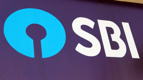 రుణ రేట్ల 0.05 శాతం తగ్గింపు