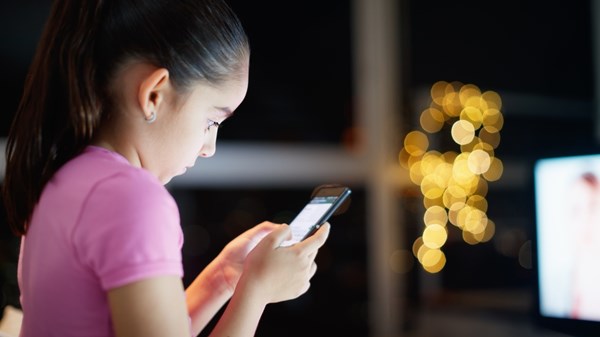 కాంటాక్ట్‌లు 