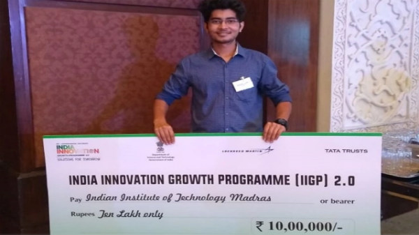 IIT-Madras students create smart agricopter to spray pesticides