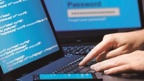 వ్యక్తిగత వివరాలే టార్గెట్