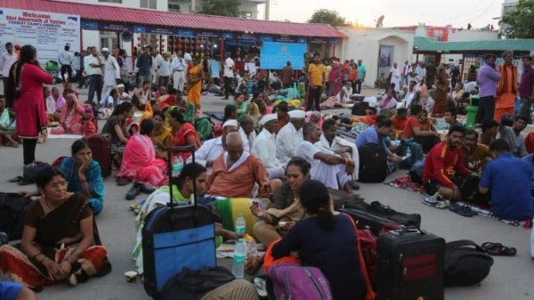  స్థిర నివాసితులు ఆందోళన: