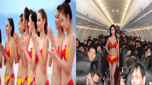 బికినీలు ధరించిన మోడల్స్: