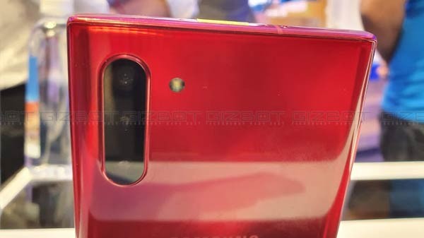 కెమెరాలు: