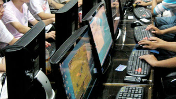 Class 4 boy creates Paytm account for father, steals Rs 35,000 for online games