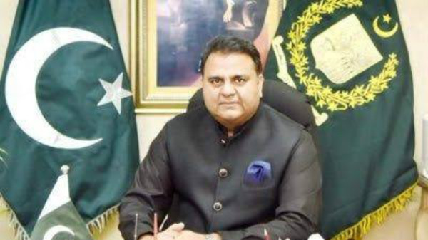 చంద్రయాన్ 2పై విషం కక్కిన Pakistan మంత్రి 