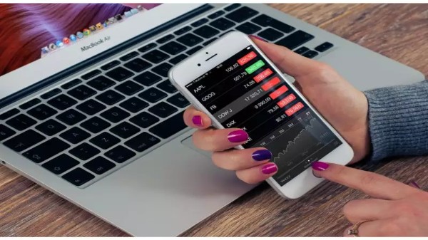 స్టాక్ మార్కెట్‌ యొక్క సలహాలు మరియు గైడ్ కోసం