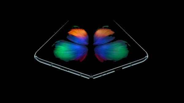 శాంసంగ్ గెలాక్సీ మడత యొక్క మొదటి ఐదు లక్షణాలు