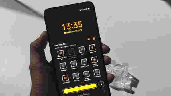 ఐకాన్స్ 