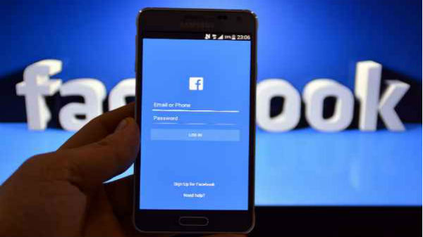 ఫేస్‌బుక్ దాదాపు 3 బిలియన్ డౌన్‌లోడ్‌లు