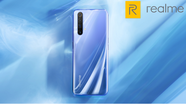 డ్యూయల్ హోల్-పంచ్ డిస్ప్లే