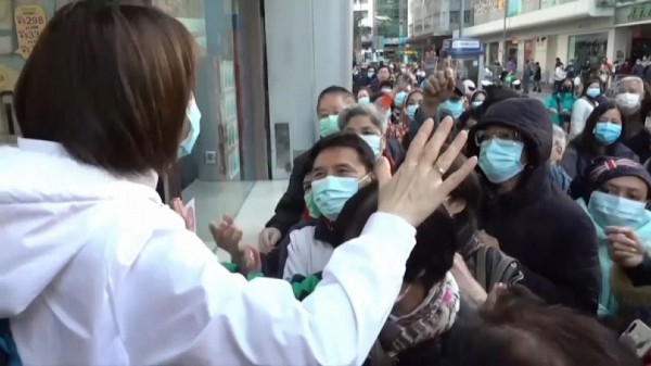 విదేశీయులందరూ 