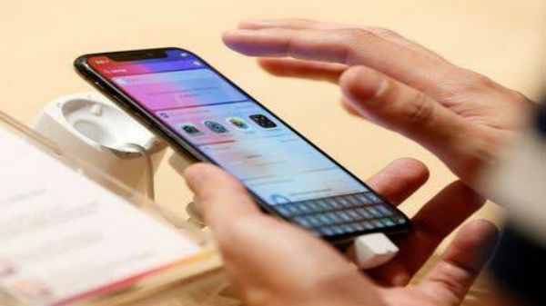 మొబైల్ నంబర్ల డేటాబేస్ ను..