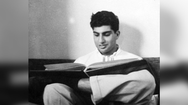 1948లో తల్లిదండ్రులు విడాకులు