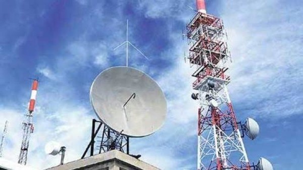 టెలికాం ఆపరేటర్లు