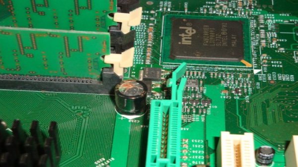 హాని కలిగించే ప్రాసెసర్‌లను 