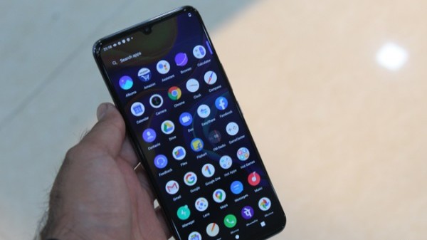 వివో V20SE అమోలేడ్ డిస్‌ప్లే స్పెసిఫికేషన్స్ 