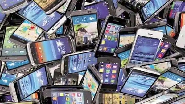 ఇండియాలో స్మార్ట్‌ఫోన్‌ మార్కెటింగ్ వృద్ధి రేటు