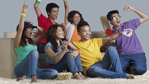 స్మార్ట్ టెలివిజన్‌లో JioTV అప్లికేషన్‌ను డౌన్‌లోడ్ చేయడం ఎలా?