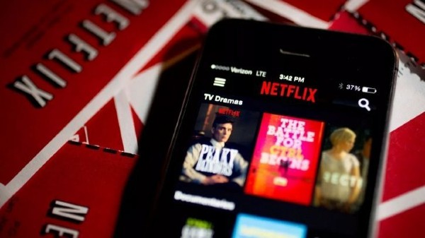 నెట్‌ఫ్లిక్స్ మొబైల్ + ప్లాన్ వివరాలు