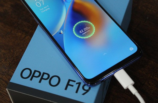 From Fast Charging To Sleek Design And Style Quotient, OPPO F19 Is The Most Desirable Smartphone Under 20K