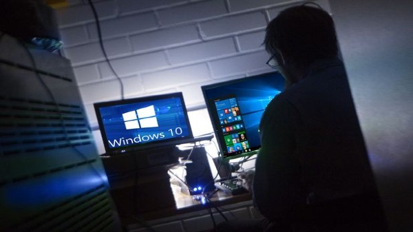 విండోస్ అప్ డేట్ లో: సమస్య ఏమిటి?