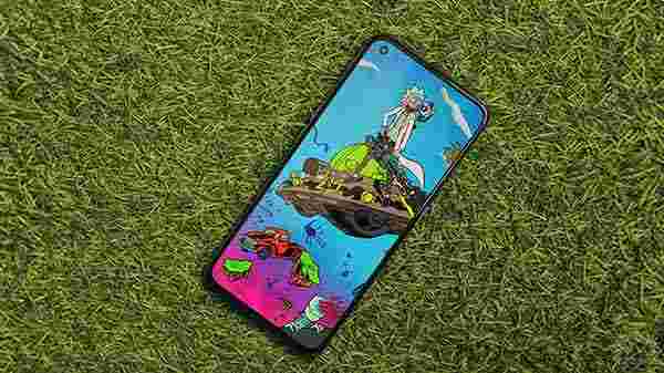Realme GT వెనుక ప్యానెల్