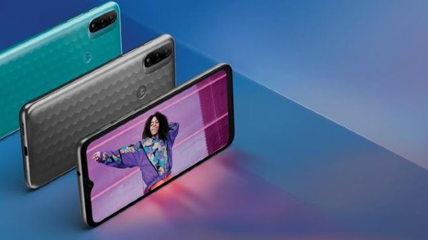 మోటరోలా మోటో E40 ధరలు & సేల్స్ వివరాలు 