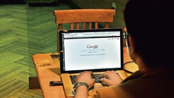 ఇంతకూ ఈ అమన్ పాండే ఎవరు?