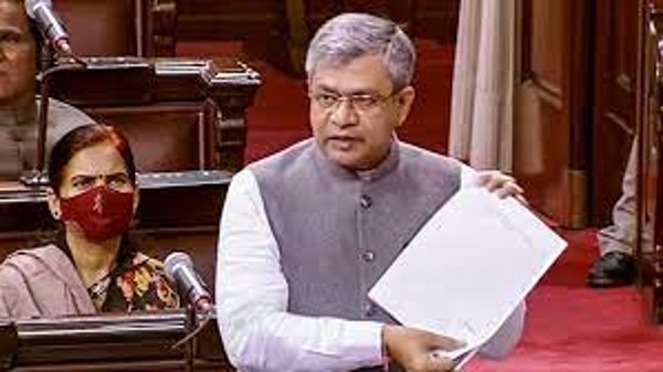 సోషల్ మీడియాను నియంత్రించేందుకు రాజ్యాంగబద్ధమైన ఫ్రేమ్‌వర్క్ 