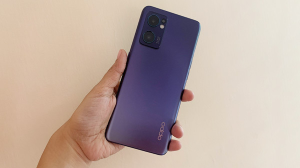 OPPO Reno7 5G డిజైన్: ట్రెండీ మరియు స్టైలిష్