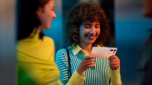 Oppo Reno 8 బెస్ట్ స్మార్ట్ ఫోన్ అని చెప్పే Top 5 ఫీచర్లు ఇవే ! Oppo Reno 8 బెస్ట్ స్మార్ట్ ఫోన్ అని చెప్పే Top 5 ఫీచర్లు ఇవే !
