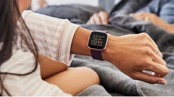 Fitbit కంపెనీ నుంచి 3 కొత్త వేరబుల్స్ లాంచ్.. ఫీచర్లు చూస్తే షాకే! Fitbit కంపెనీ నుంచి 3 కొత్త వేరబుల్స్ లాంచ్.. ఫీచర్లు చూస్తే షాకే!