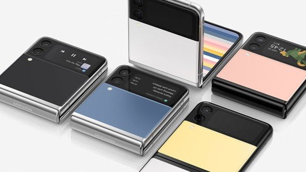 Samsung ఫోల్డబుల్ మొబైల్స్ విడుదలకు రంగం సిద్ధం.. ఇంక 9 రోజులే! Samsung ఫోల్డబుల్ మొబైల్స్ విడుదలకు రంగం సిద్ధం.. ఇంక 9 రోజులే!