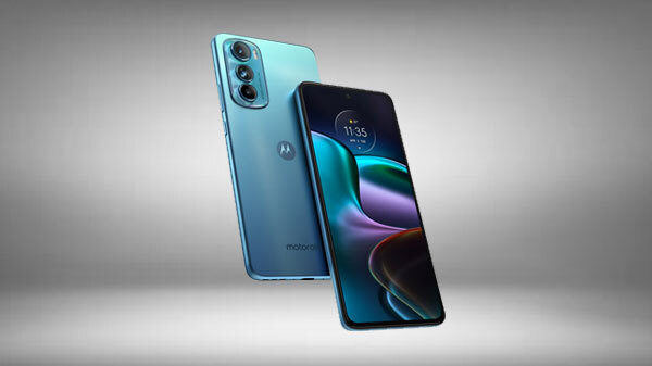 Motorola 200 మెగా పిక్సెల్ కెమెరా ఫోన్.. భారత్లో విడుదలకు సిద్ధం! Motorola 200 మెగా పిక్సెల్ కెమెరా ఫోన్.. భారత్లో విడుదలకు సిద్ధం!