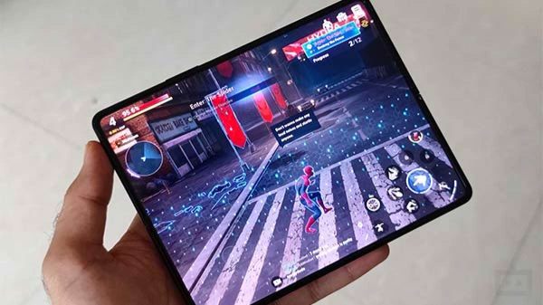 Samsung Galaxy Z Fold 3