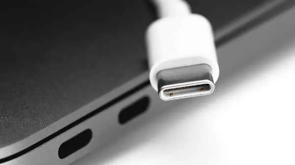 అన్ని ఫోన్లకు ఒకే ఛార్జింగ్ పోర్ట్