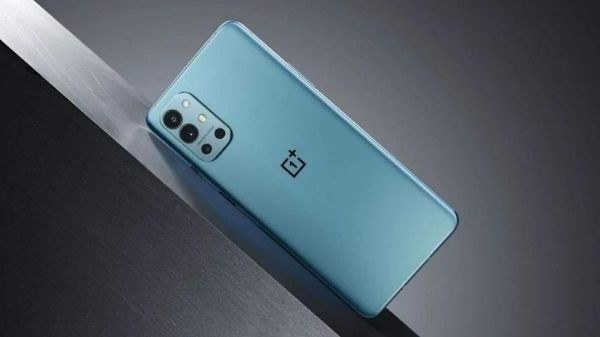 best camera smartphones under 30000 