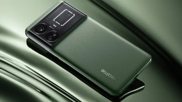 Realme To Launch New Budget Smartphone With Periscope Zoom Camera Feature. Teaser Revealed.