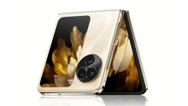 OPPO Find N3 Flip Runs Ahead of the Pack With Industry’s First Triple Camera setup; Invisible Crease